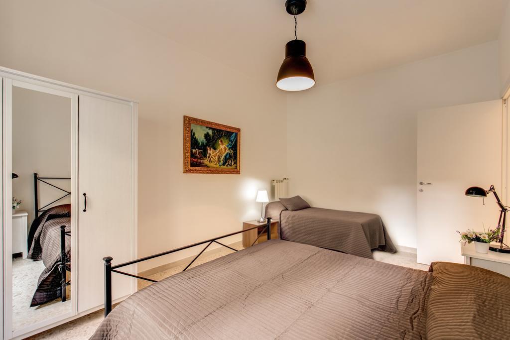 Daisy Guest House Colosseo Roma Cameră foto
